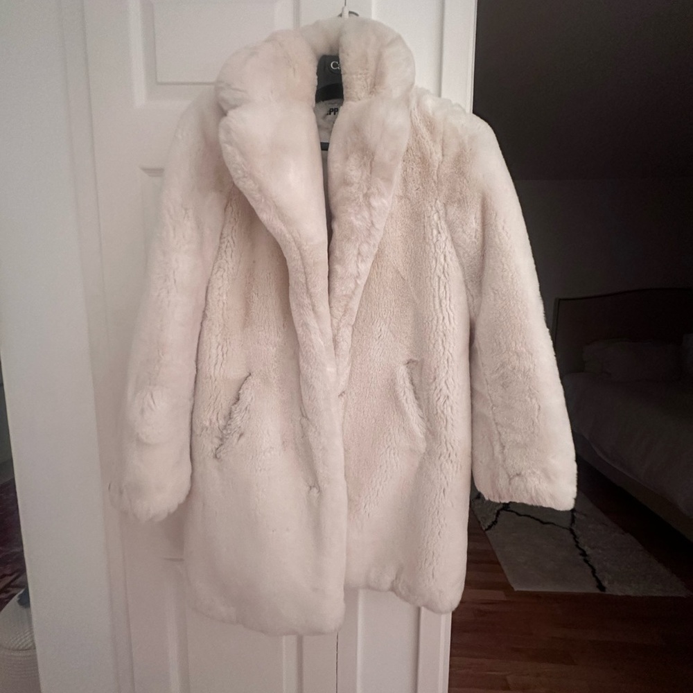 Apparis Teddy Coat